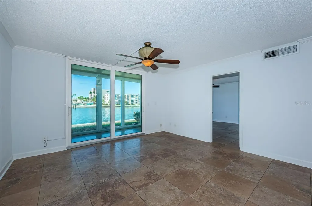 7420 Bay Island Drive S South Pasadena FL 33707