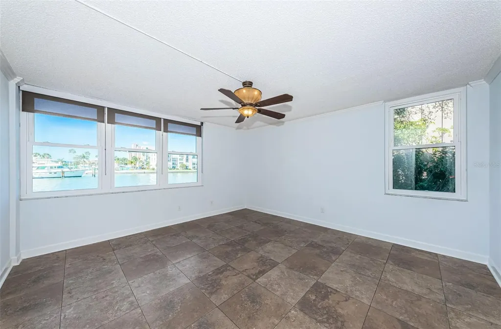 7420 Bay Island Drive S South Pasadena FL 33707