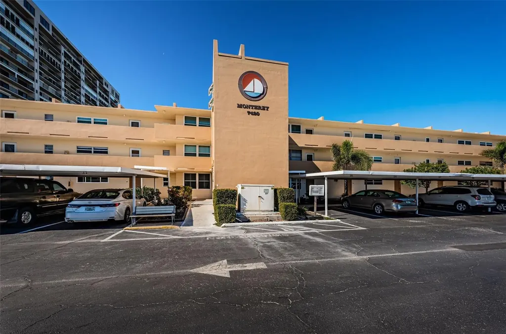 7420 Bay Island Drive S South Pasadena FL 33707