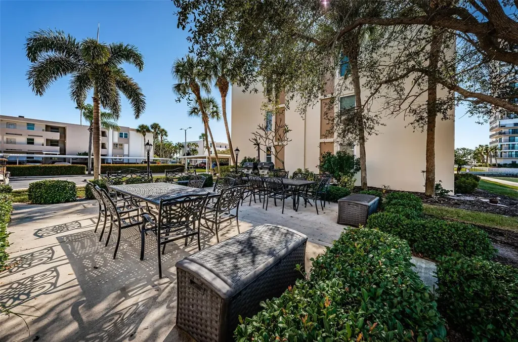 7420 Bay Island Drive S South Pasadena FL 33707