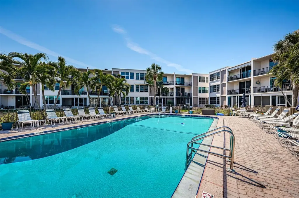 7420 Bay Island Drive S South Pasadena FL 33707