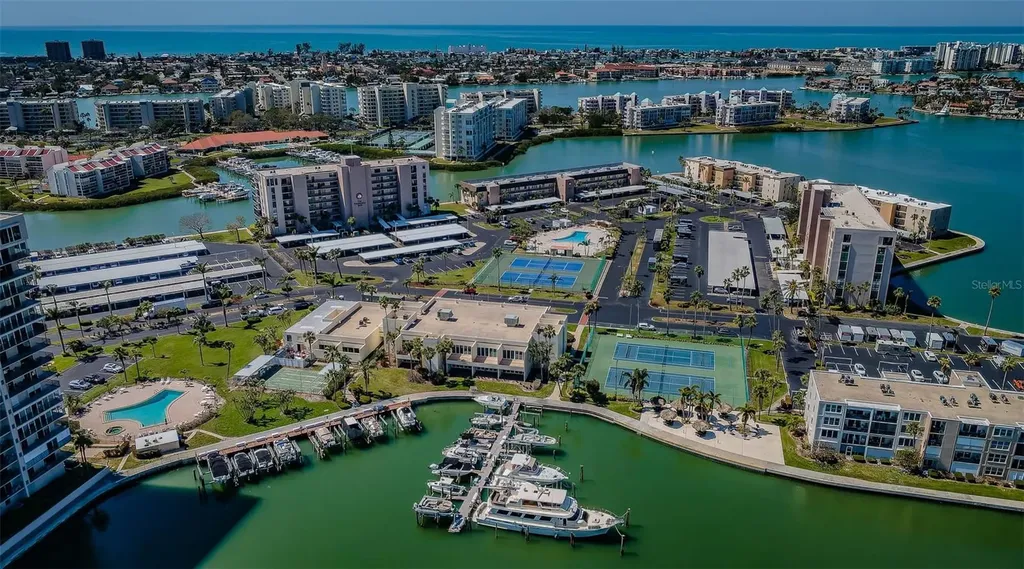 7420 Bay Island Drive S South Pasadena FL 33707