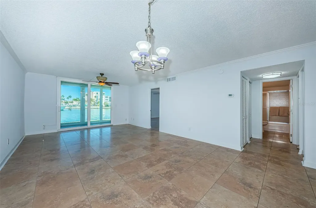 7420 Bay Island Drive S South Pasadena FL 33707