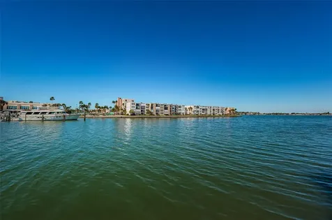 7420 Bay Island Drive S South Pasadena FL 33707