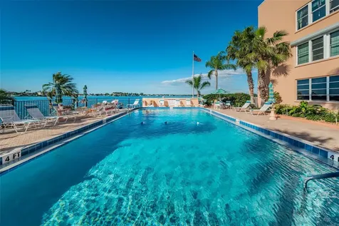 7420 Bay Island Drive S South Pasadena FL 33707