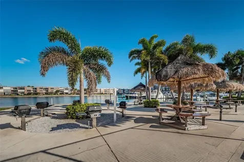 7420 Bay Island Drive S South Pasadena FL 33707