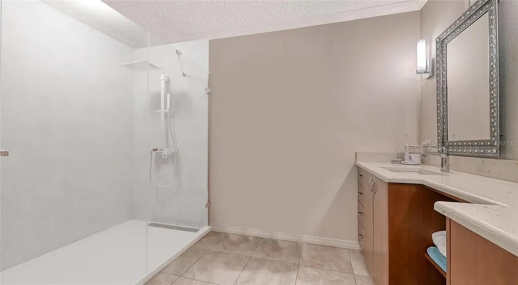 4535 Bay Club Drive Bradenton FL 34210