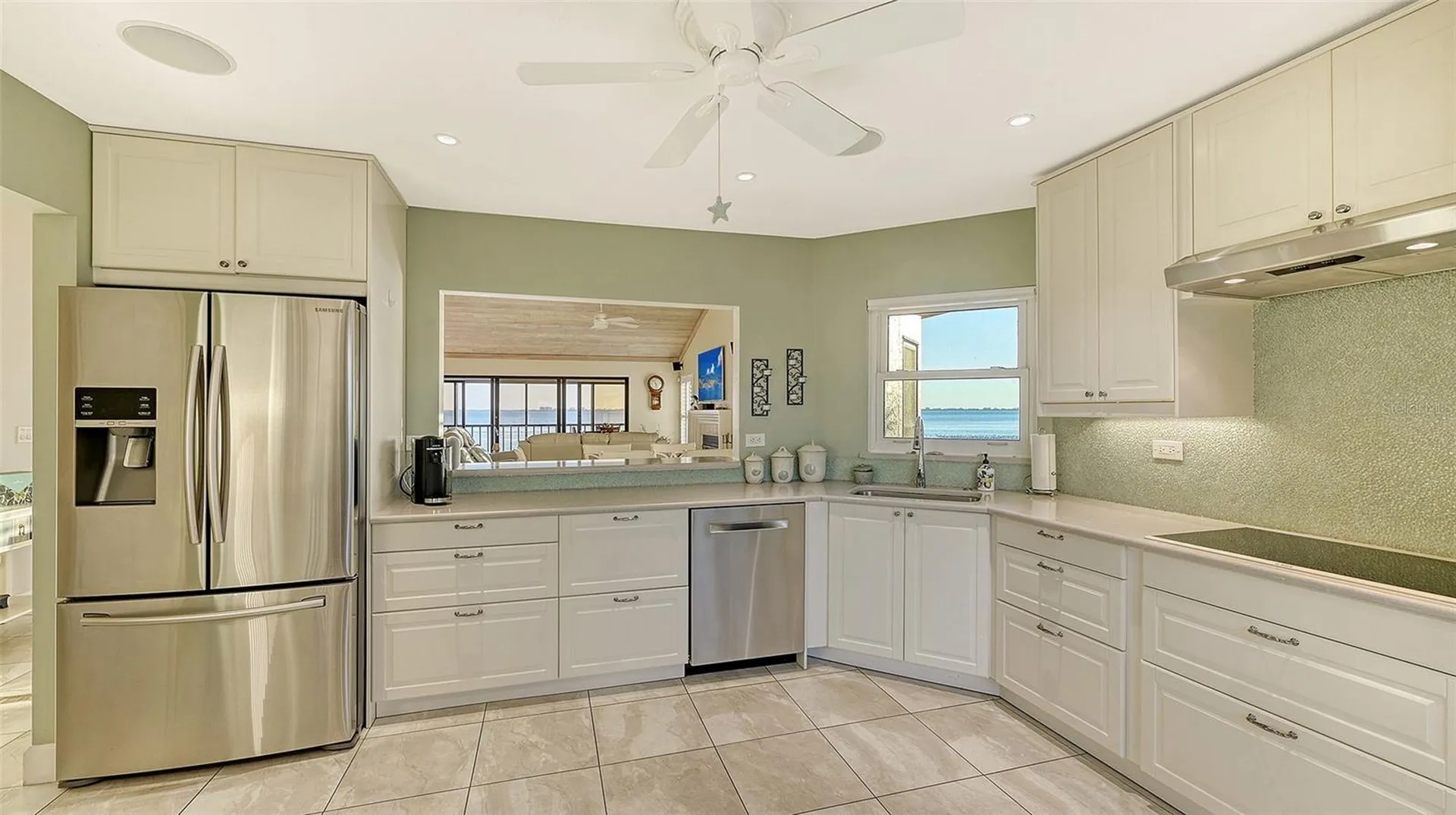 4535 Bay Club Drive Bradenton FL 34210