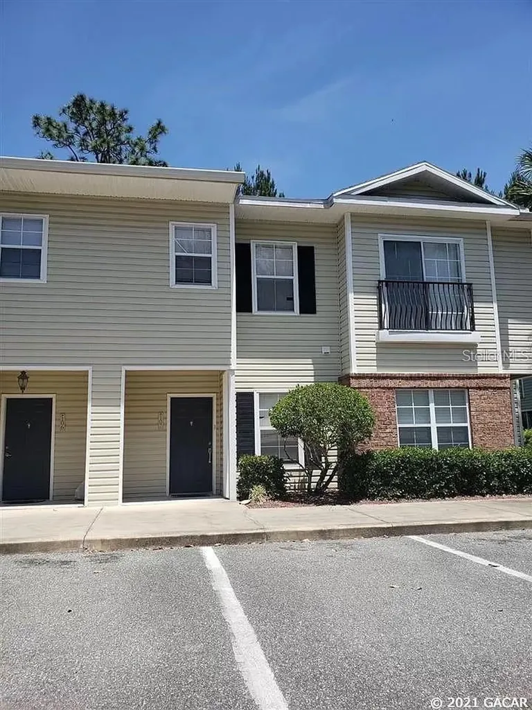 5062 NW 44th Lane Gainesville FL 32606