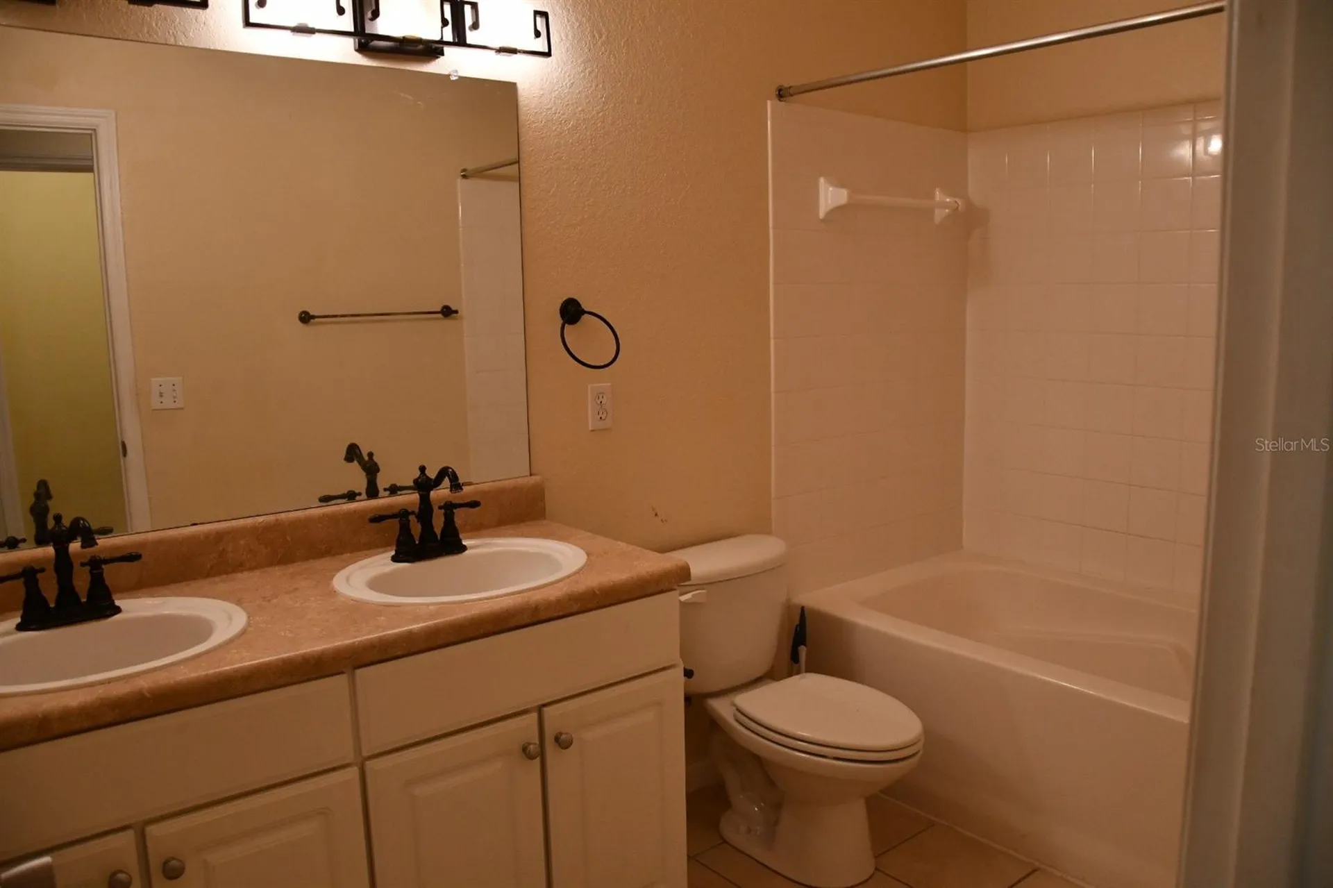 5062 NW 44th Lane Gainesville FL 32606