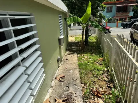 140 Ramon Torres Florida PR 00650