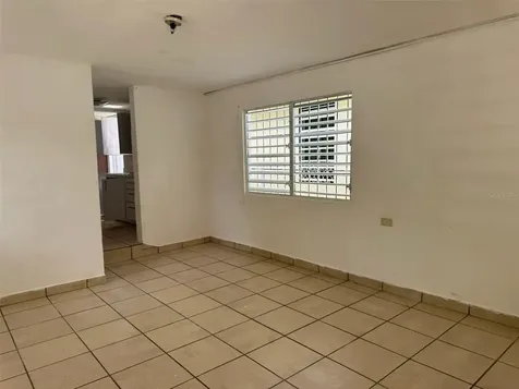 140 Ramon Torres Florida PR 00650