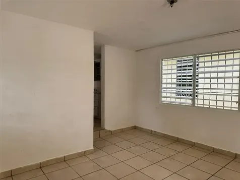 140 Ramon Torres Florida PR 00650