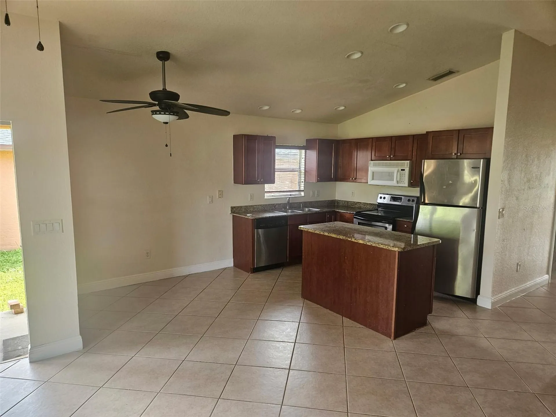3221 SW Santa Barbara Place Cape Coral FL 33914