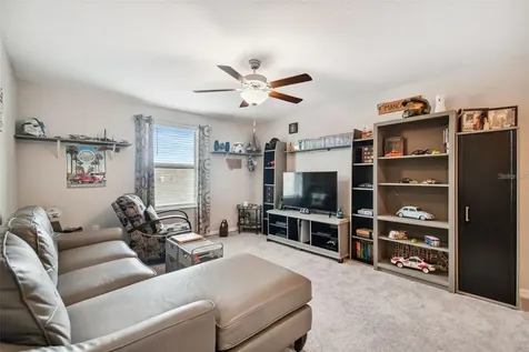 7021 King Creek Drive Sun City Center FL 33573