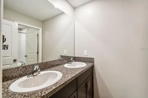 7021 King Creek Drive Sun City Center FL 33573