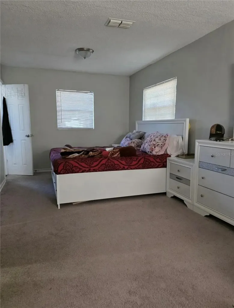 804 S Lone Oak Drive Leesburg FL 34748