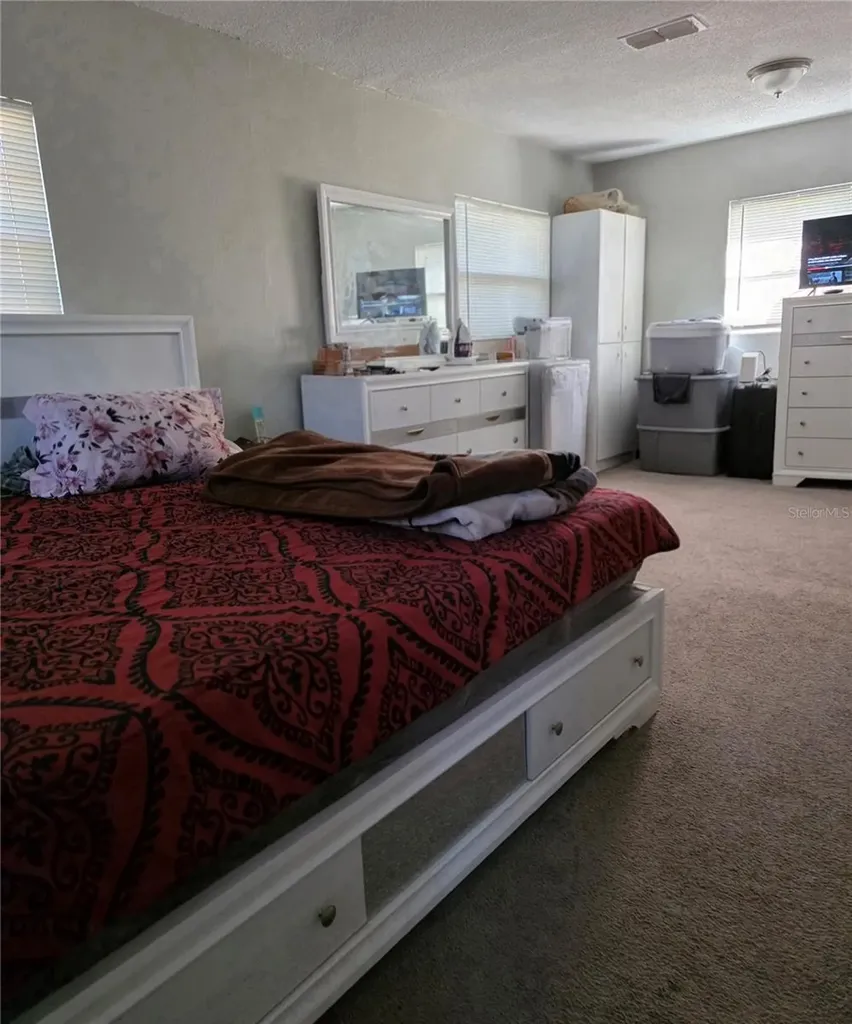 804 S Lone Oak Drive Leesburg FL 34748