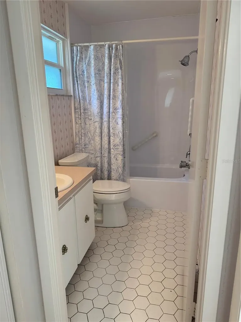 3957 Lakeside Road Sarasota FL 34232