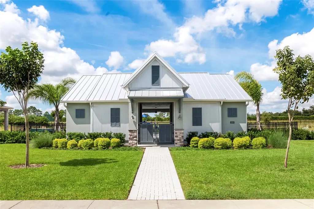 2740 Fiddle Leaf Loop Apopka FL 32712