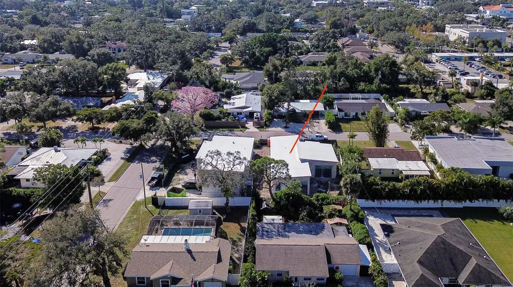 2069 Hibiscus Street Sarasota FL 34239