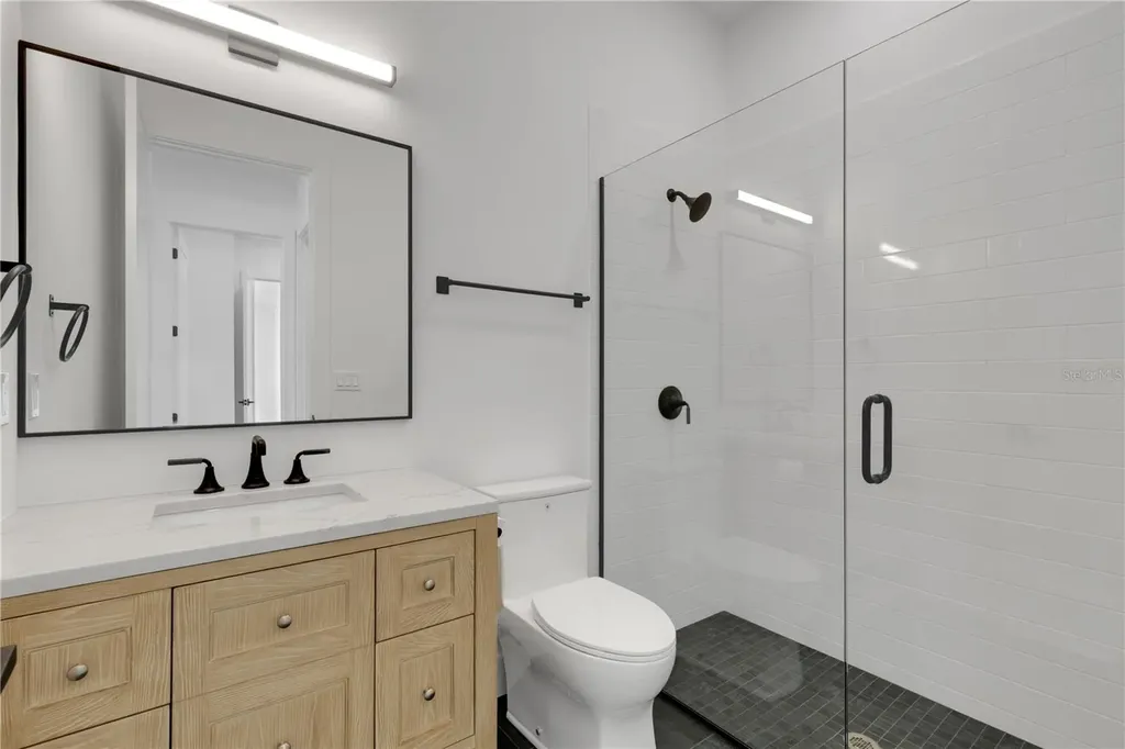 2069 Hibiscus Street Sarasota FL 34239