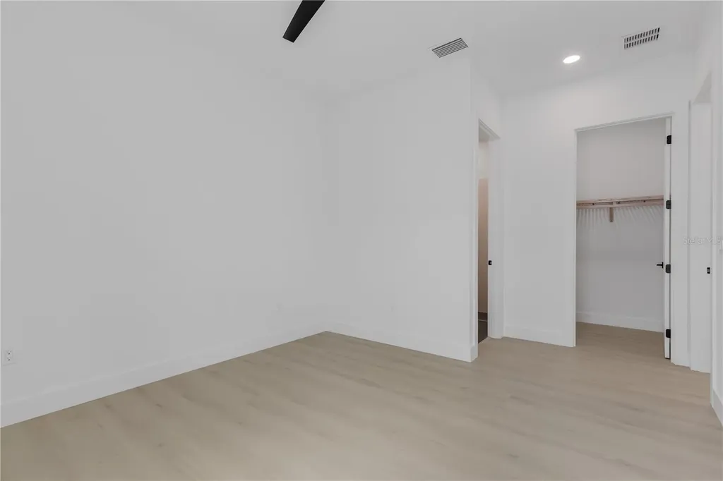 2069 Hibiscus Street Sarasota FL 34239