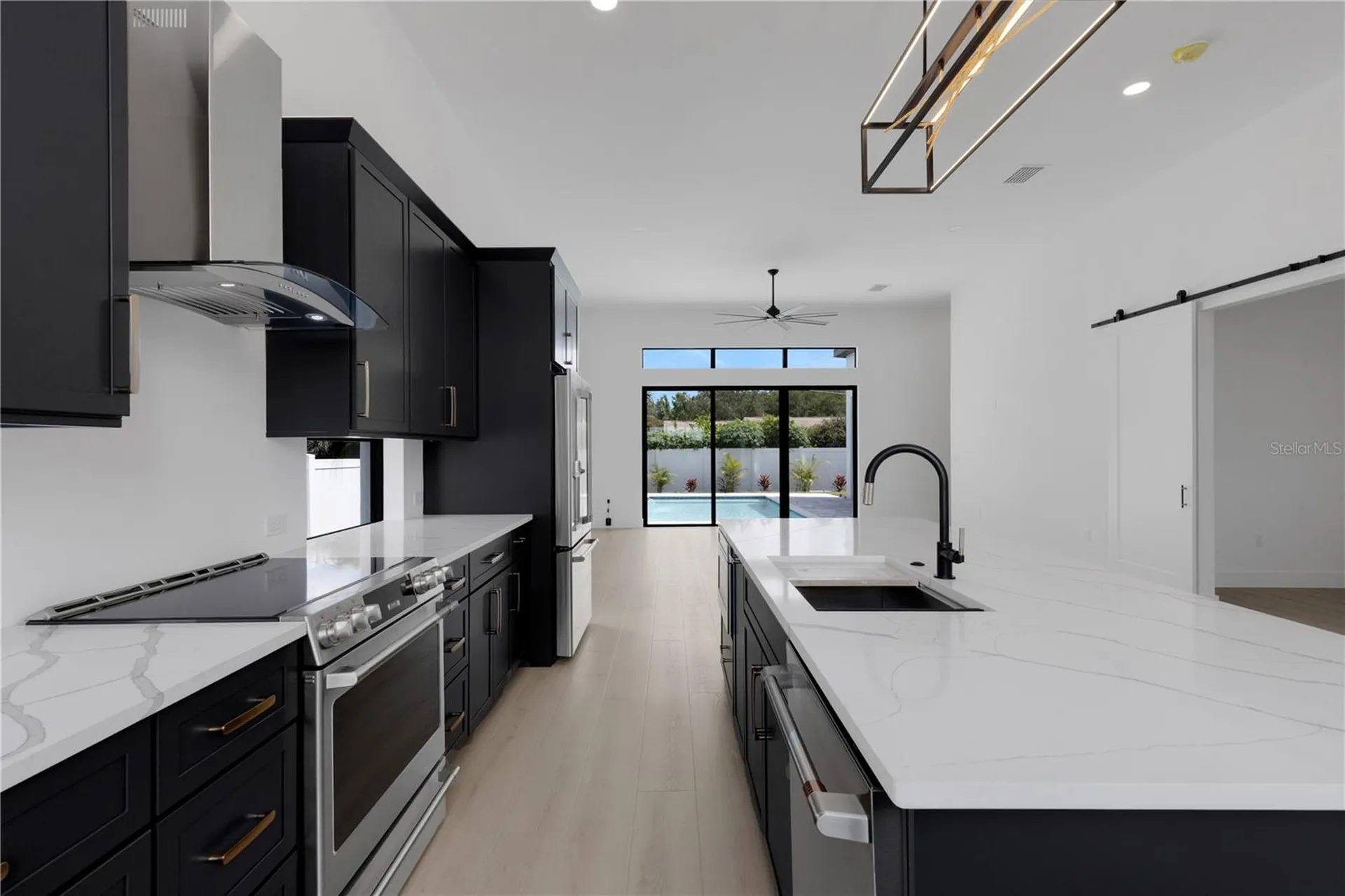 2069 Hibiscus Street Sarasota FL 34239