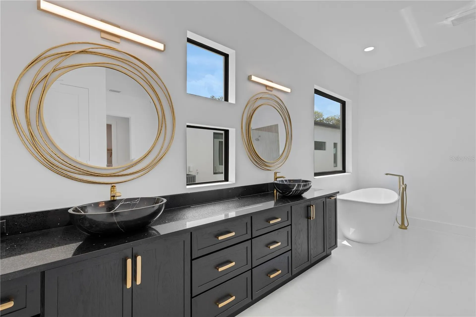 2069 Hibiscus Street Sarasota FL 34239