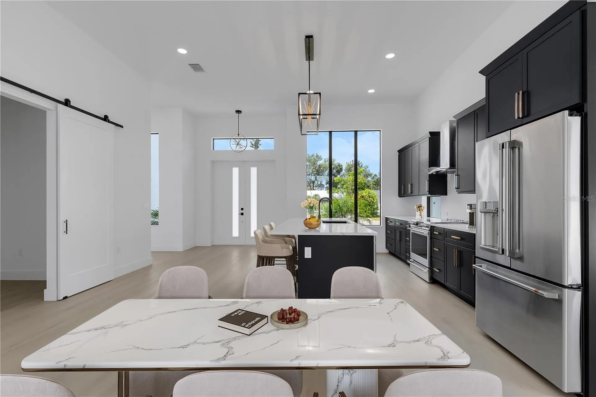 2069 Hibiscus Street Sarasota FL 34239