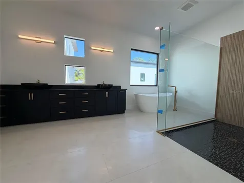 2069 Hibiscus Street Sarasota FL 34239
