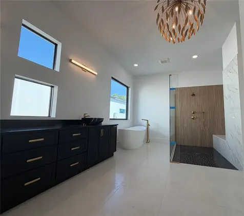 2069 Hibiscus Street Sarasota FL 34239