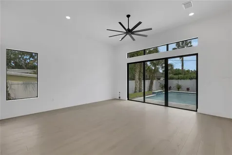 2069 Hibiscus Street Sarasota FL 34239