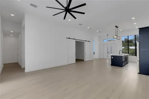 2069 Hibiscus Street Sarasota FL 34239