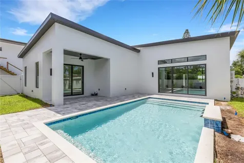 2069 Hibiscus Street Sarasota FL 34239