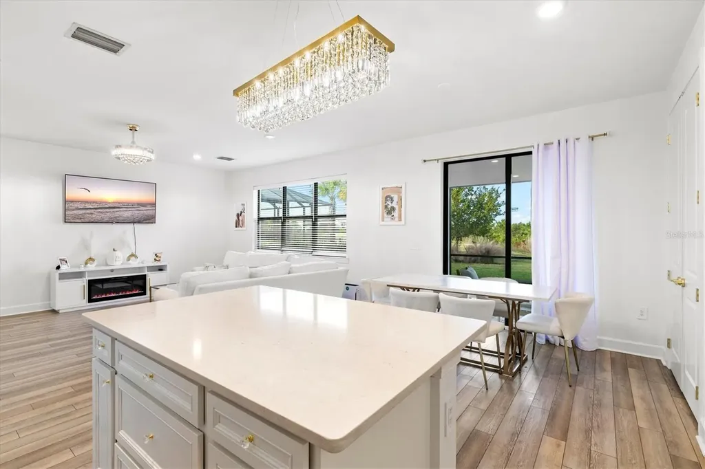 16235 Pine Mist Drive Bradenton FL 34211