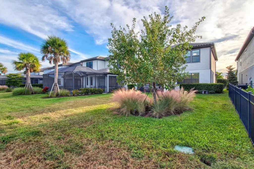 16235 Pine Mist Drive Bradenton FL 34211
