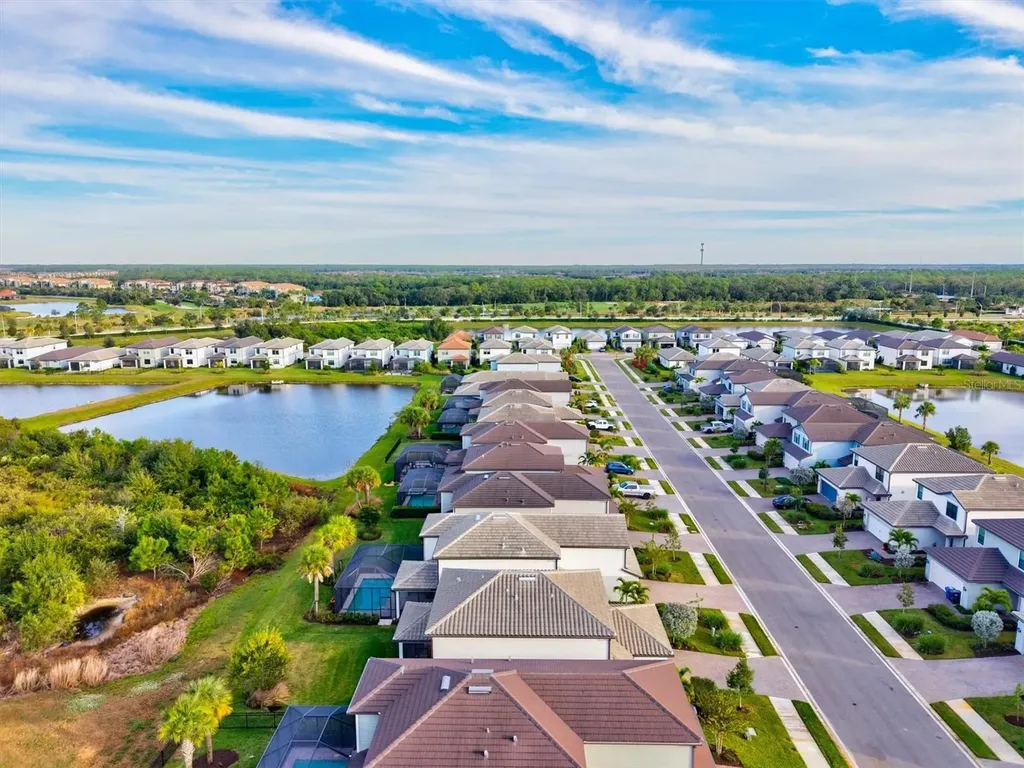 16235 Pine Mist Drive Bradenton FL 34211