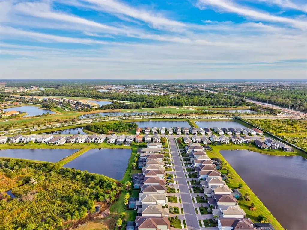 16235 Pine Mist Drive Bradenton FL 34211