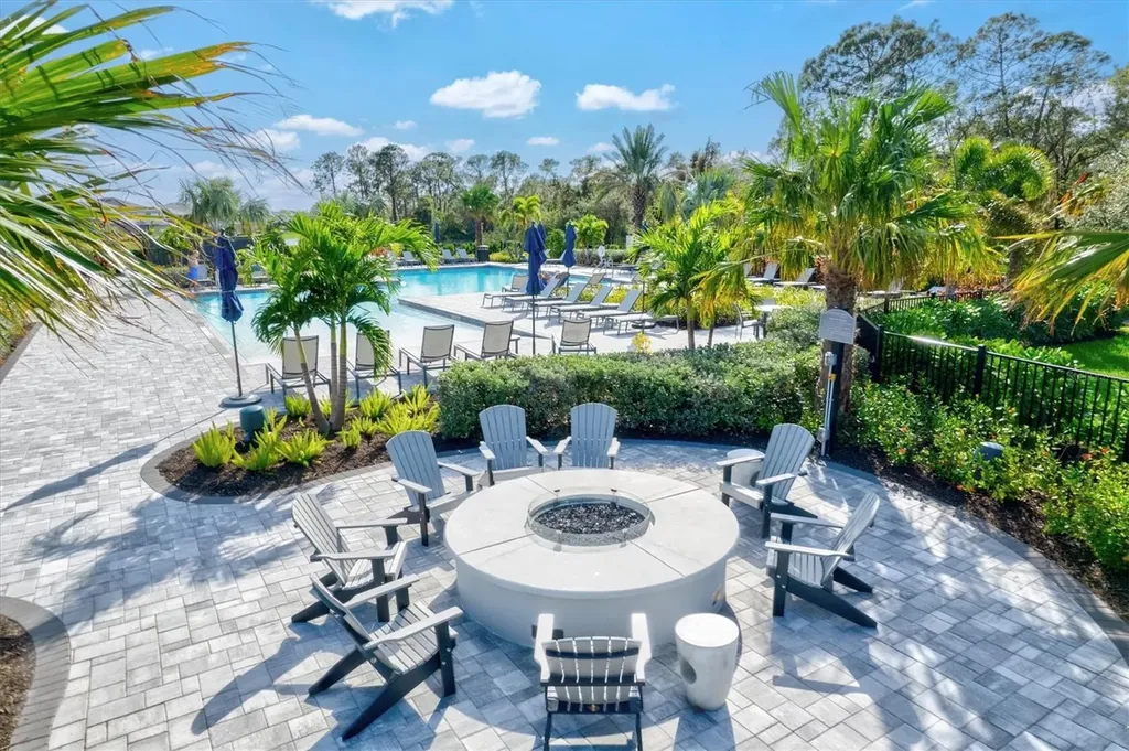 16235 Pine Mist Drive Bradenton FL 34211