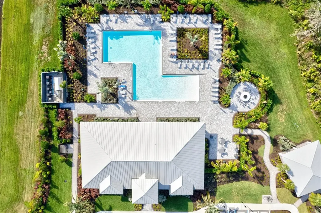 16235 Pine Mist Drive Bradenton FL 34211