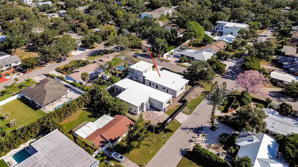 2079 Hibiscus Street Sarasota FL 34239