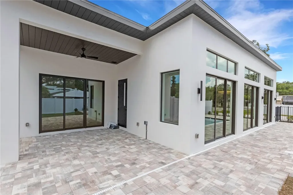 2079 Hibiscus Street Sarasota FL 34239