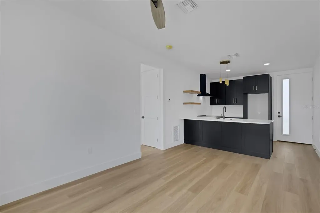 2079 Hibiscus Street Sarasota FL 34239