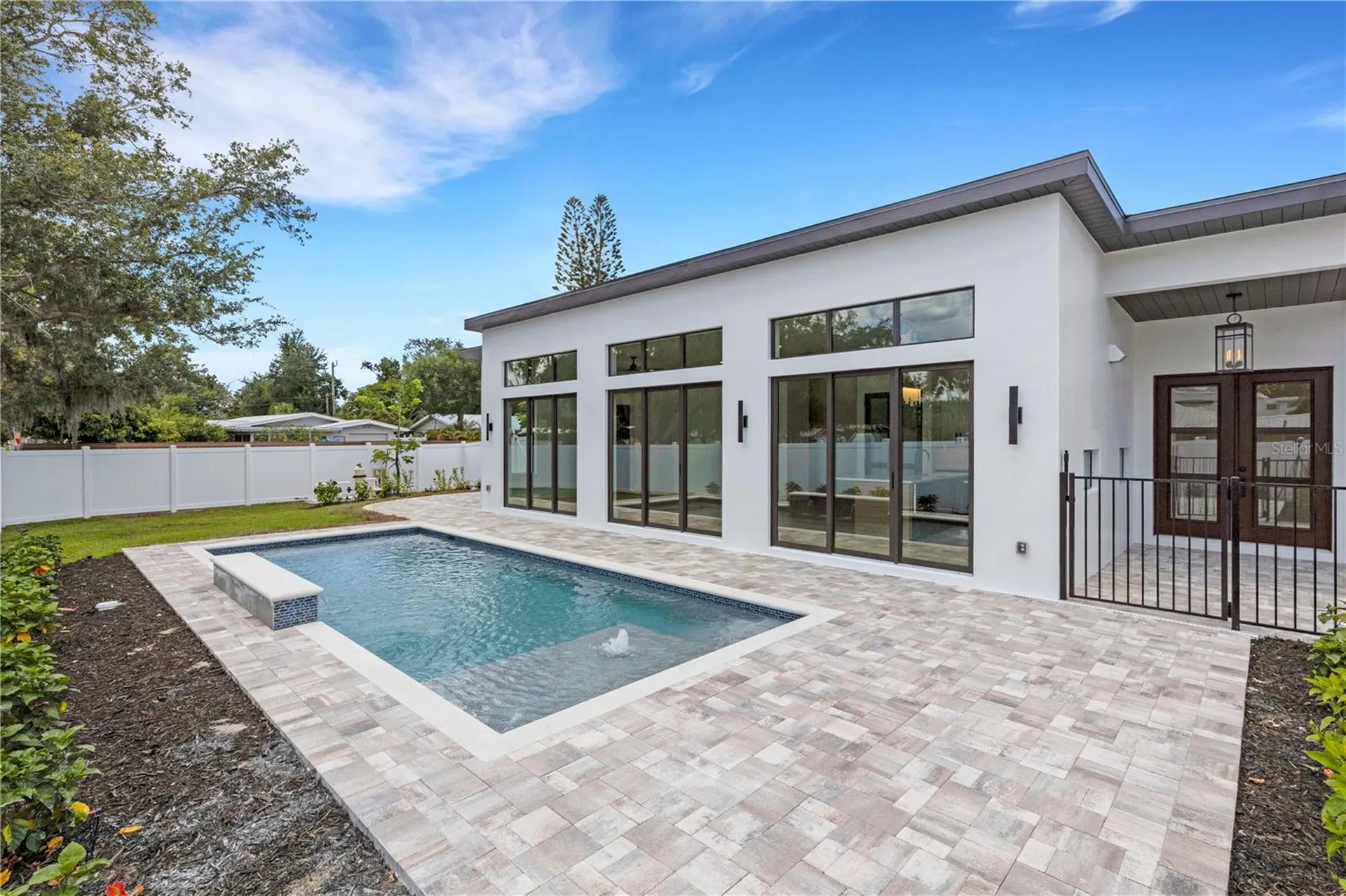 2079 Hibiscus Street Sarasota FL 34239