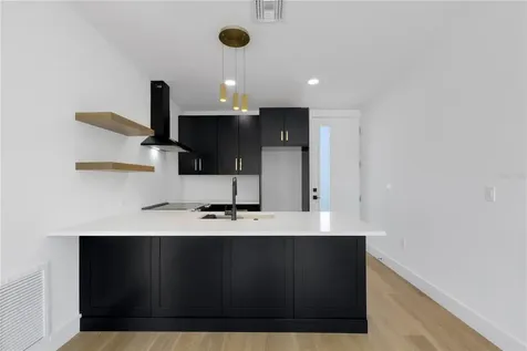 2079 Hibiscus Street Sarasota FL 34239