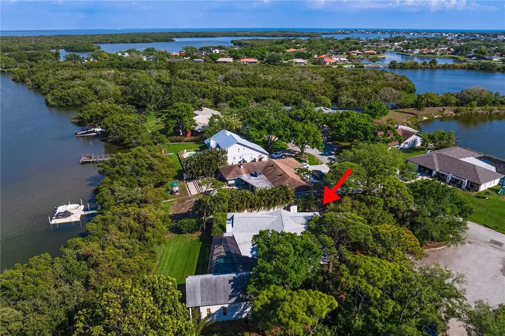 1501 75th Circle NE St Petersburg FL 33702