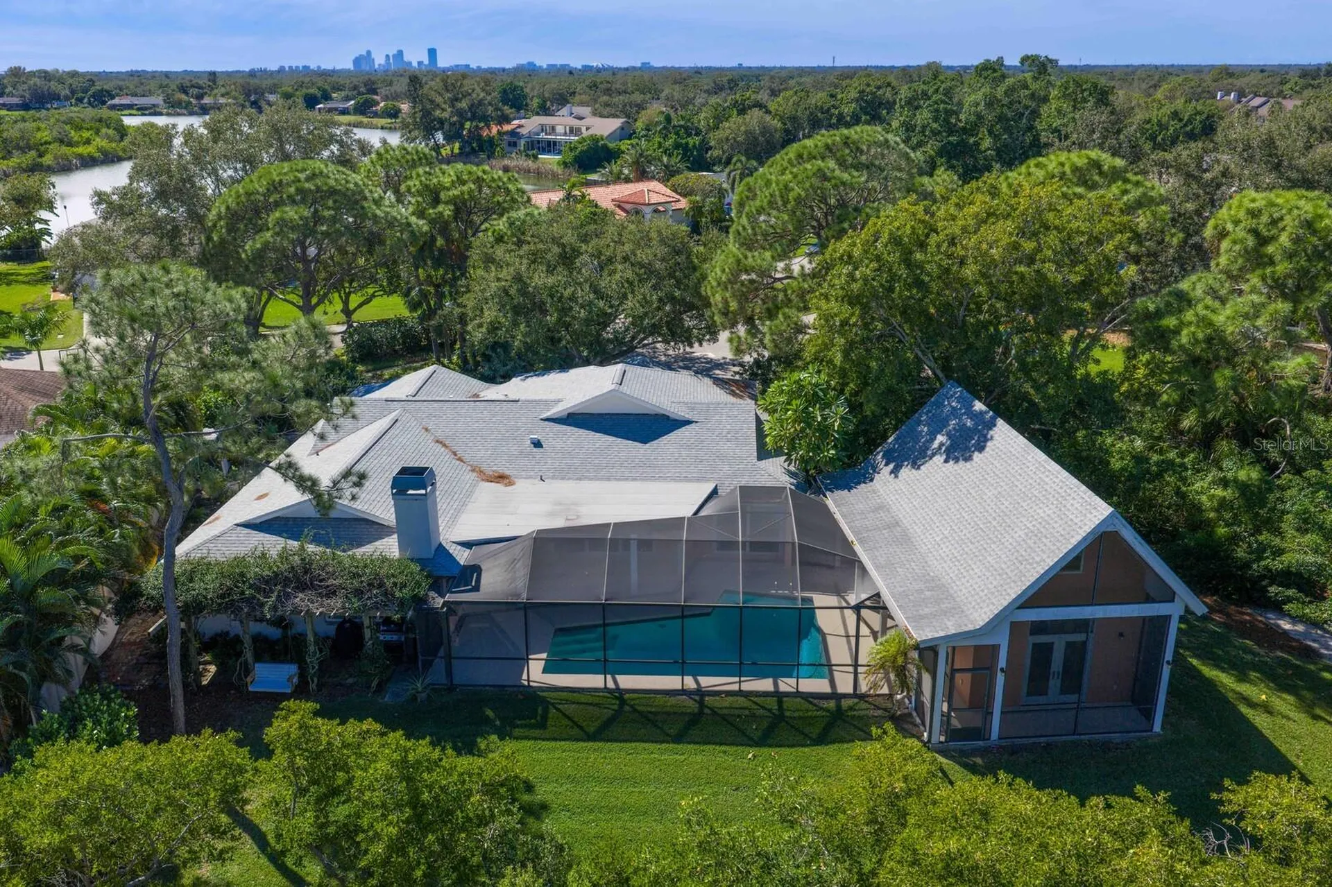 1501 75th Circle NE St Petersburg FL 33702