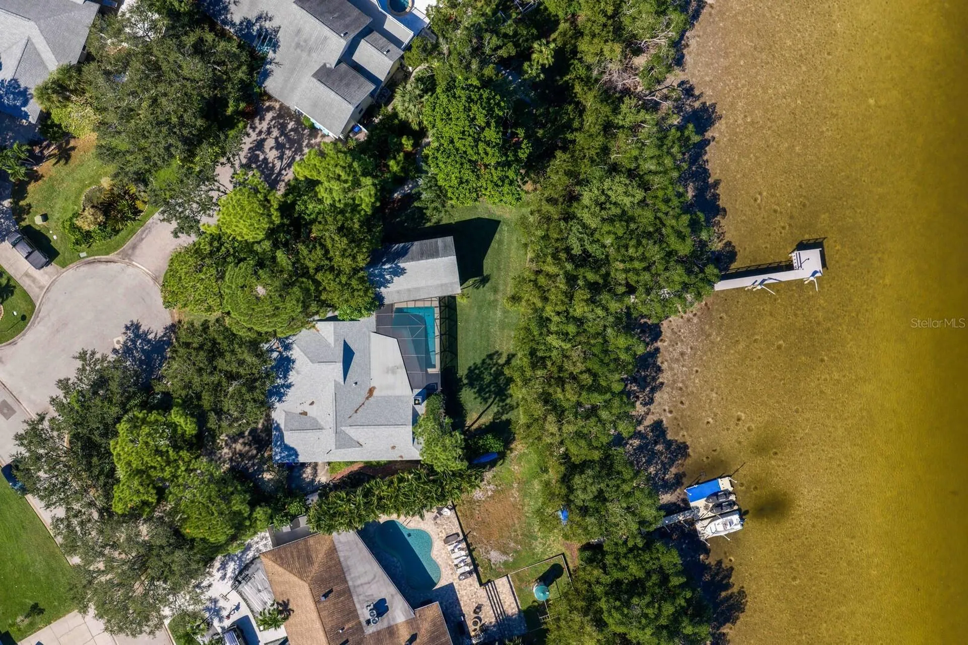1501 75th Circle NE St Petersburg FL 33702