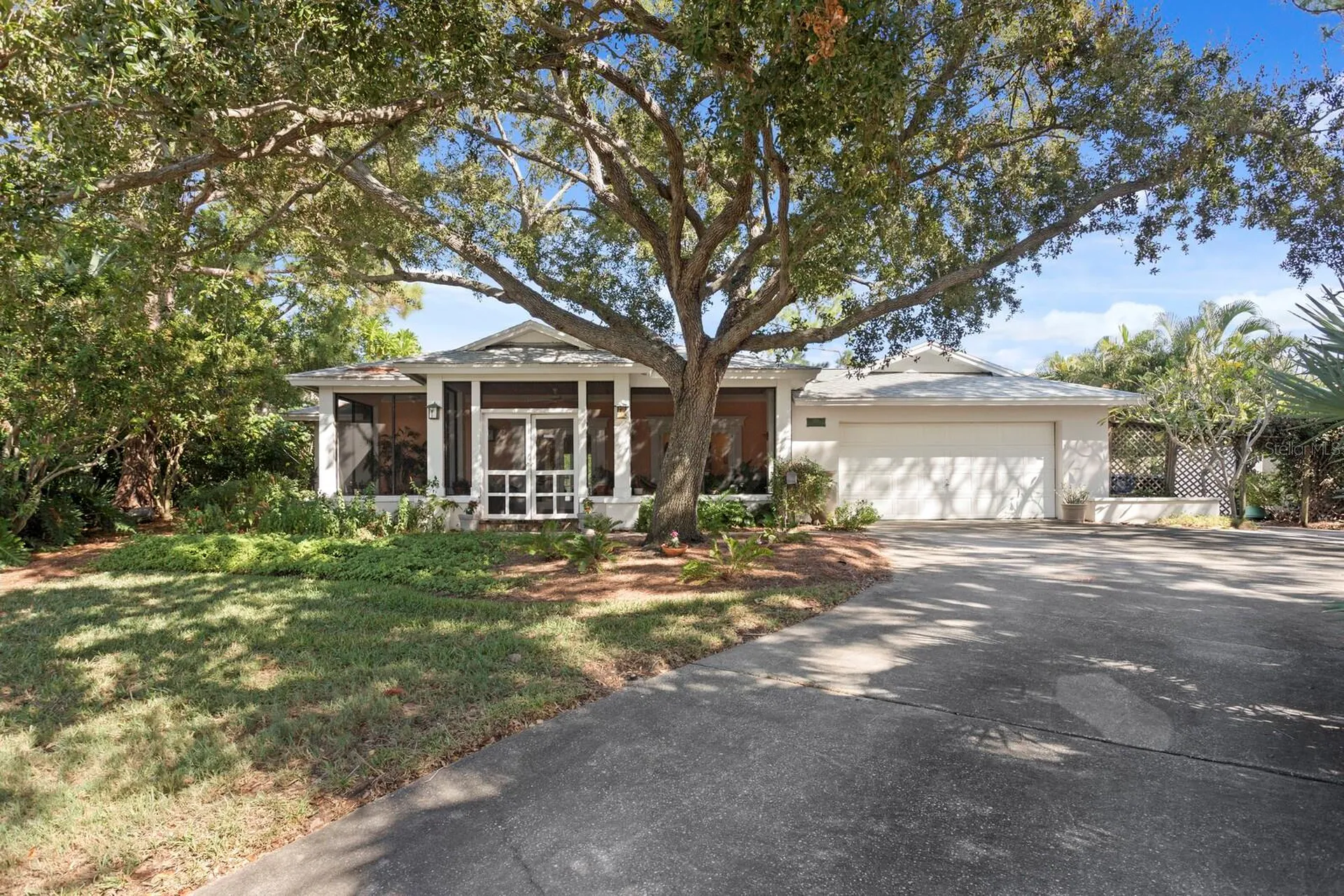 1501 75th Circle NE St Petersburg FL 33702